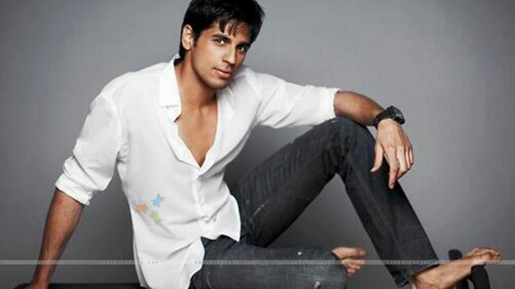 297369-siddharth-malhotra.jpg