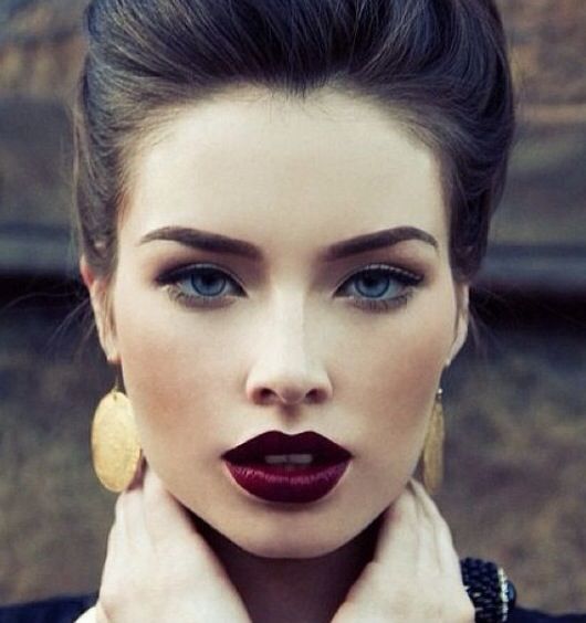 How To Wear Dark Lip Shades With Confidence Bms Bachelor Of